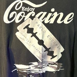 XL Pablo Escobar (enjoy cocaine) T-Shirt,black&white.